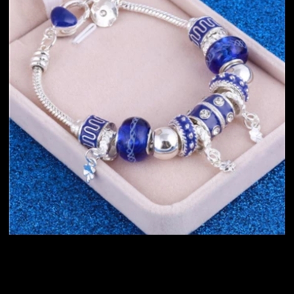 Bracelet - Picture 8 of 8